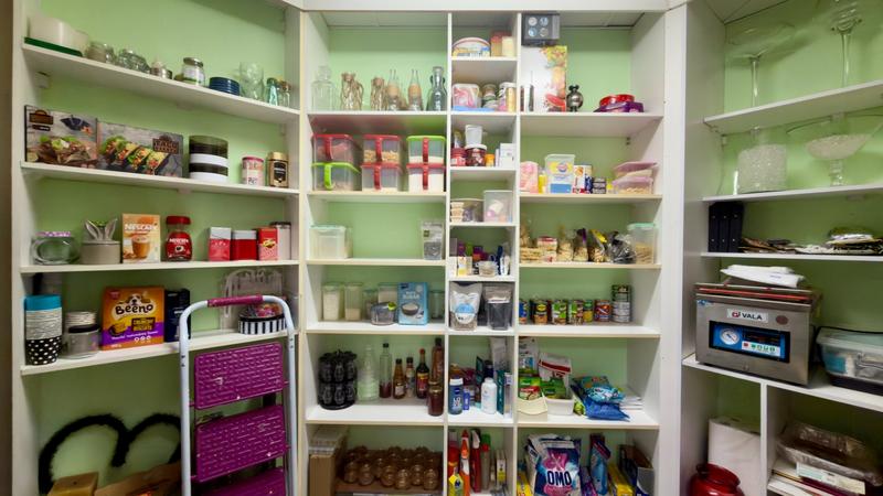 5 Bedroom Property for Sale in Pentagon Park Free State